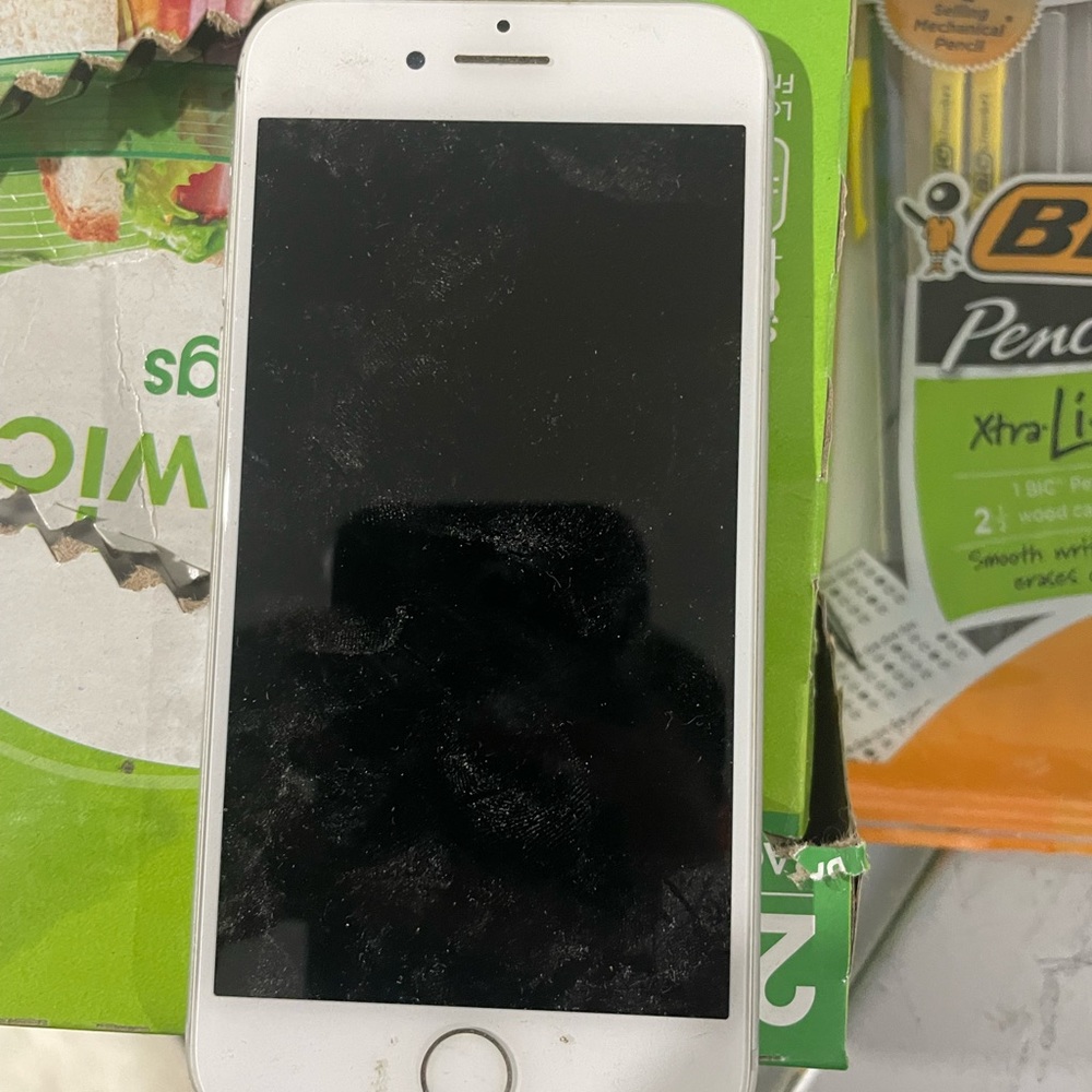 iPhone 6 locked for parts working and fully functional